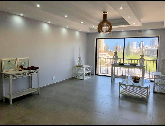 3 BEDROOM APARTMENT FOR SALE IN UMHLANGA CENTRAL